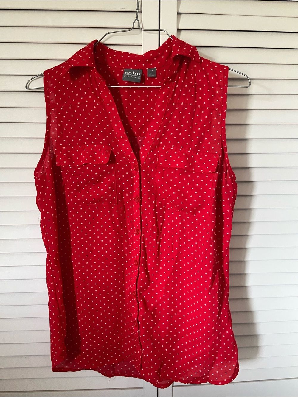 Soho red with white stars
